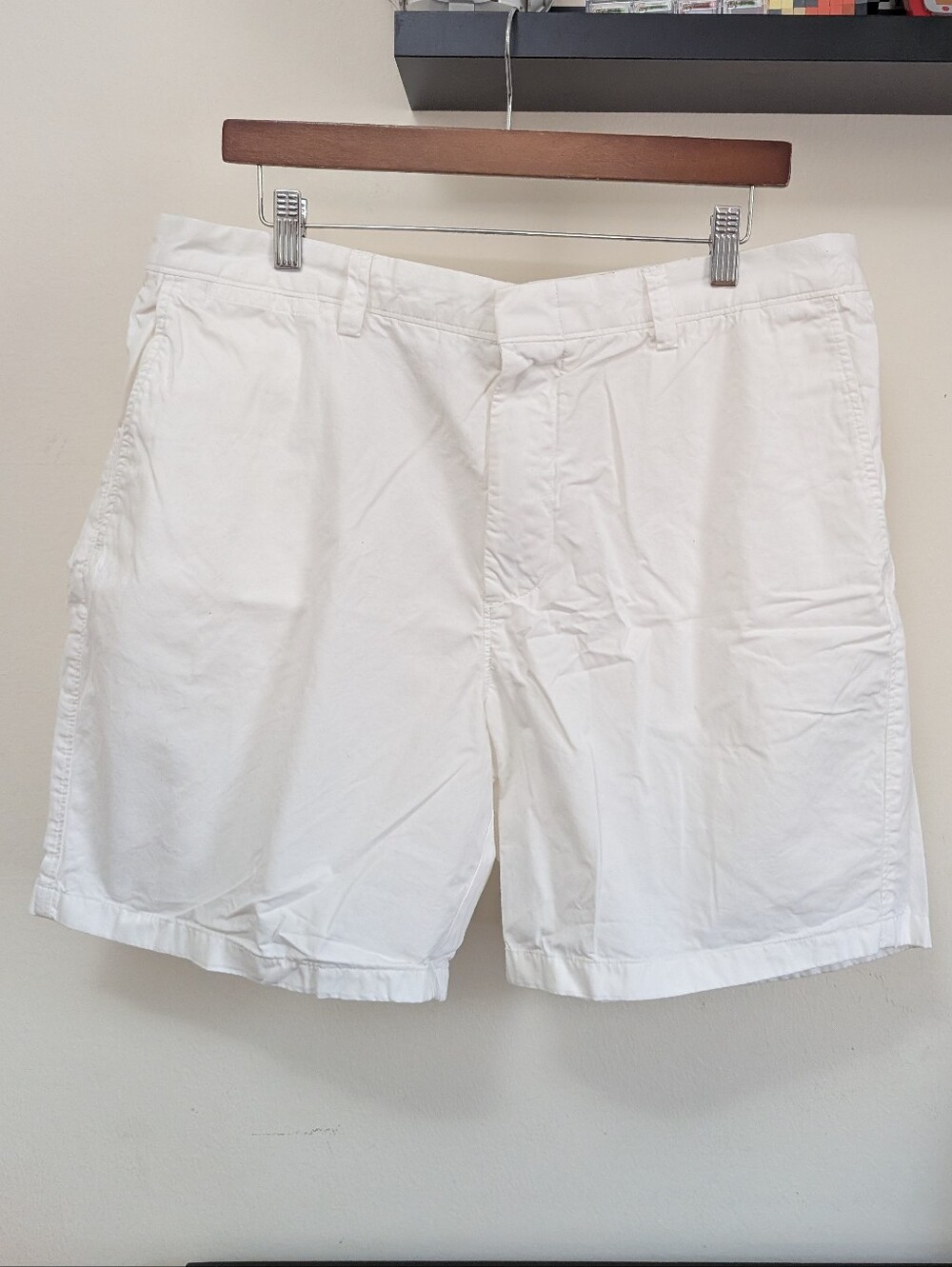 Men's J.Crew White Chino Shorts, Size 38